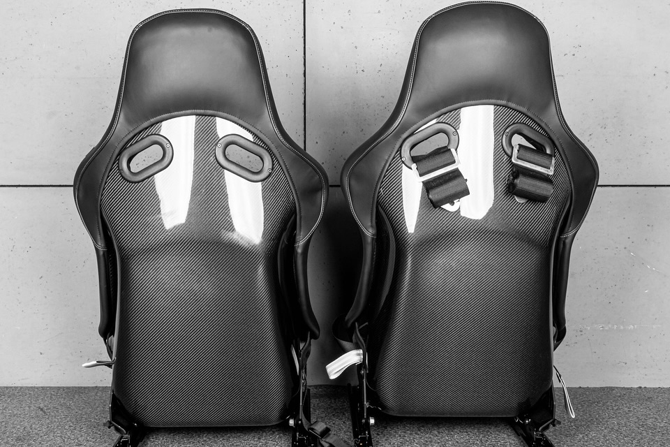 BMW M4 F82 GTS Recaro Carbon Fiber Sport Seats (2)