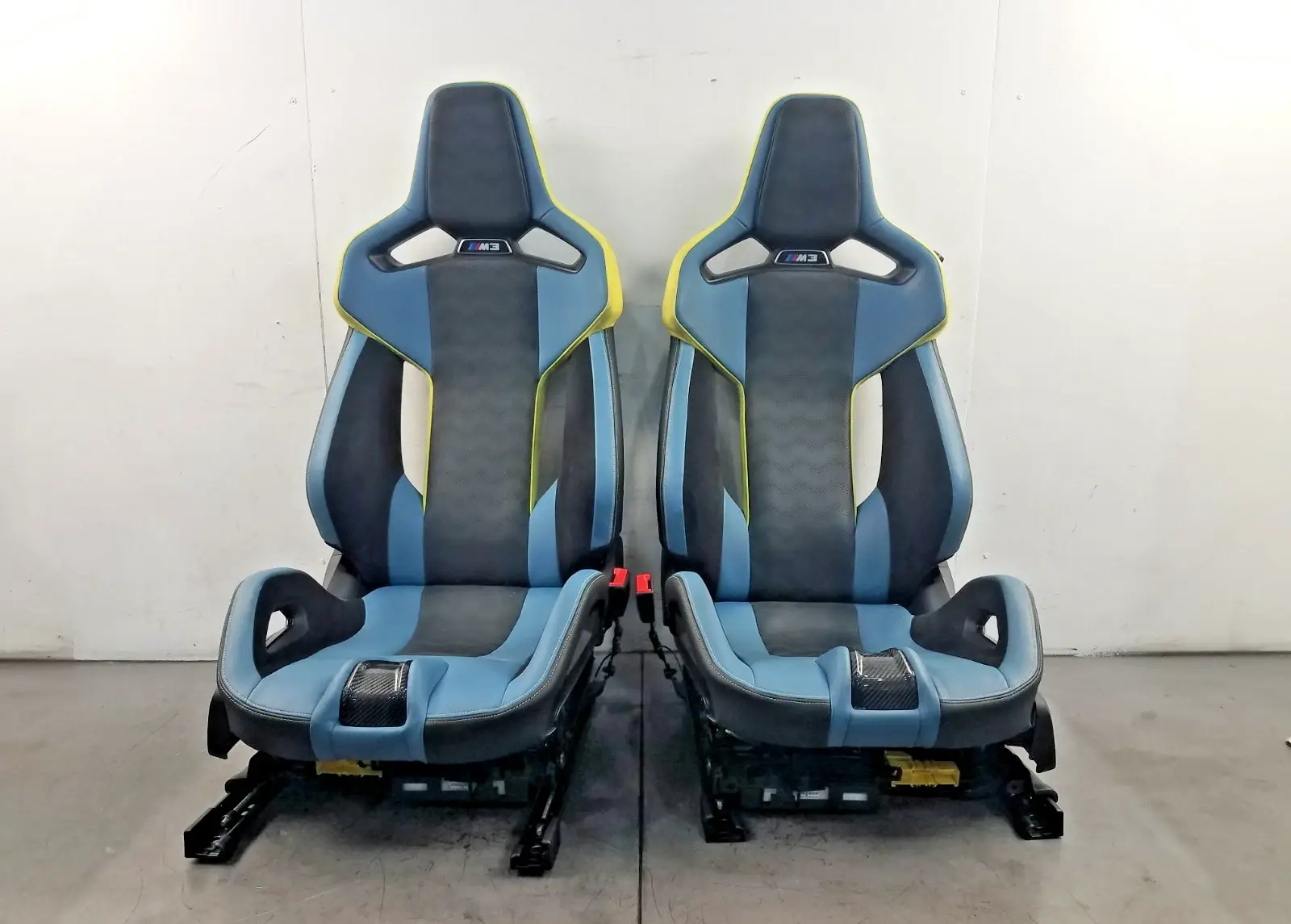 BMW G80 M3 OEM M Carbon Bucket Seats — Heated & Ventilated | 2024 xDrive | Pair - Carbon Bucket Seats