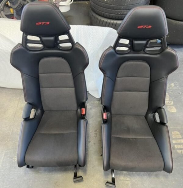 Porsche 911 GT3 OEM Lightweight Bucket Seats (LWB) — CFRP Carbon Shell | Pair | 997 / 991 / 992 - Carbon Bucket Seats